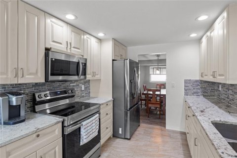 Casa en venta en Bradenton, Florida, 3 dormitorios, 157.47 m2 № 2294601 - foto 19