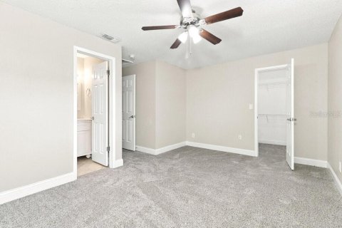 Villa ou maison à louer à New Port Richey, Floride: 3 chambres, 134.52 m2 № 2413570 - photo 10