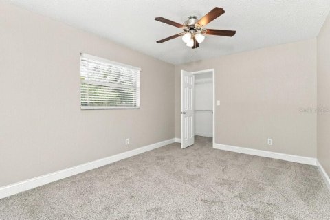 Villa ou maison à louer à New Port Richey, Floride: 3 chambres, 134.52 m2 № 2413570 - photo 13