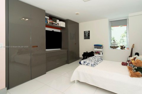 Condo in Aventura, Florida, 3 bedrooms  № 1934118 - photo 27