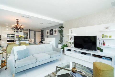 Condo in Aventura, Florida, 3 bedrooms  № 1934118 - photo 10