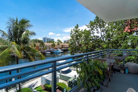 Condo in Aventura, Florida, 3 bedrooms  № 1934118 - photo 4