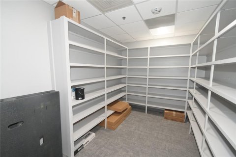 Propiedad comercial en alquiler en Orlando, Florida, 22498.51 m2 № 1648504 - foto 30