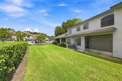 Adosado en venta en Tampa, Florida, 2 dormitorios, 139.54 m2 № 2209066 - foto 3
