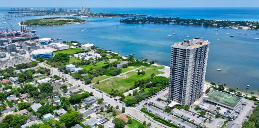 Condo in West Palm Beach, Florida, 2 bedrooms  № 1228540
