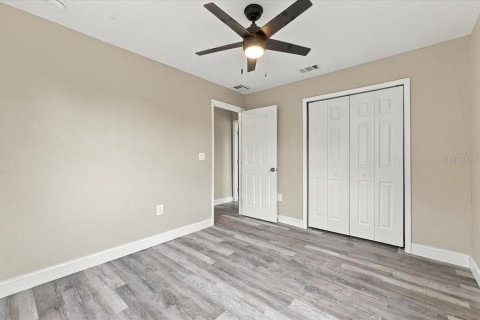 House in Babson Park, Florida 3 bedrooms, 147.06 sq.m. № 2394276 - photo 13
