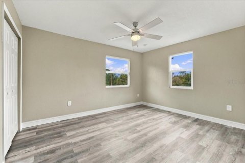 House in Babson Park, Florida 3 bedrooms, 147.06 sq.m. № 2394276 - photo 16