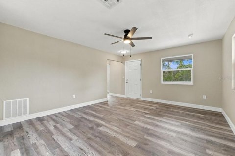 House in Babson Park, Florida 3 bedrooms, 147.06 sq.m. № 2394276 - photo 24