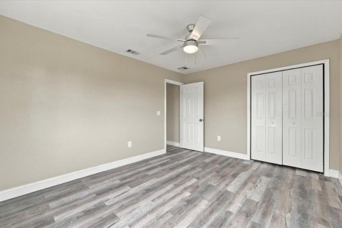 House in Babson Park, Florida 3 bedrooms, 147.06 sq.m. № 2394276 - photo 17