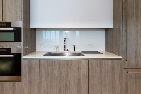 Copropriété à vendre à Key Biscayne, Floride: 2 chambres, 169.36 m2 № 1977812 - photo 30