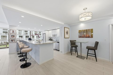 Condominio en venta en Fort Lauderdale, Florida, 2 dormitorios, 139.35 m2 № 2242586 - foto 5