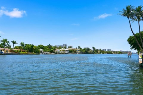 Condominio en venta en Fort Lauderdale, Florida, 2 dormitorios, 139.35 m2 № 2242586 - foto 30
