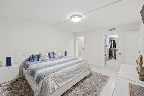 Condominio en venta en Fort Lauderdale, Florida, 2 dormitorios, 139.35 m2 № 2242586 - foto 18