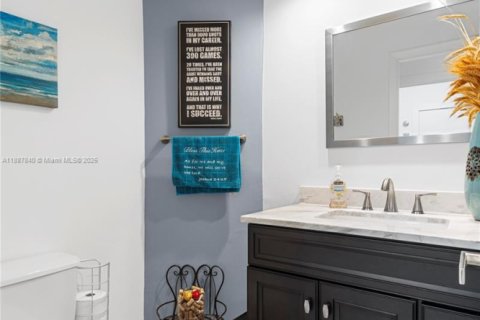 Townhouse in Weston, Florida 3 bedrooms, 145.3 sq.m. № 1941823 - photo 17