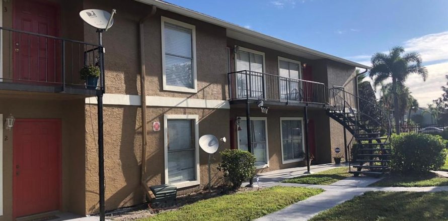 Condominio en Orlando, Florida, 1 dormitorio  № 1723702