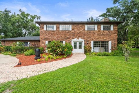 Casa en venta en Tampa, Florida, 4 dormitorios, 257.06 m2 № 1795968 - foto 3