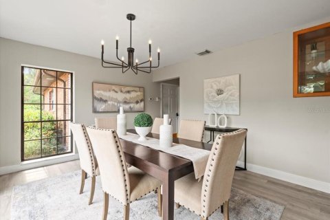 Casa en venta en Tampa, Florida, 4 dormitorios, 257.06 m2 № 1795968 - foto 8