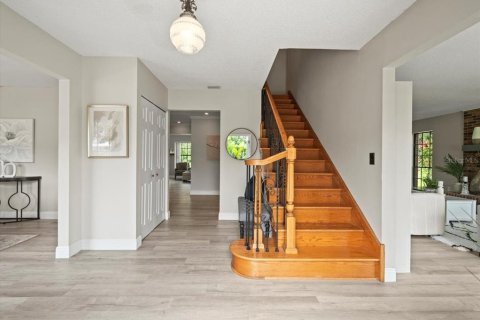 Casa en venta en Tampa, Florida, 4 dormitorios, 257.06 m2 № 1795968 - foto 6