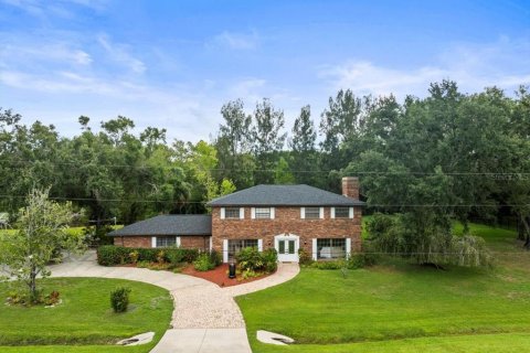 Casa en venta en Tampa, Florida, 4 dormitorios, 257.06 m2 № 1795968 - foto 1