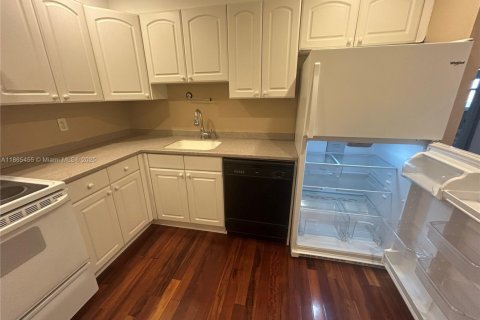 Copropriété à louer à Hallandale Beach, Floride: 1 chambre, 85.93 m2 № 1897359 - photo 6