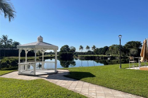 Condominio en venta en Doral, Florida, 2 dormitorios, 104.98 m2 № 1962794 - foto 30