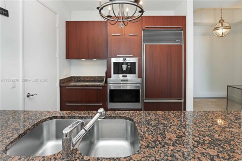 Copropriété à vendre à Sunny Isles Beach, Floride: 3 chambres, 183.39 m2 № 1992086 - photo 16