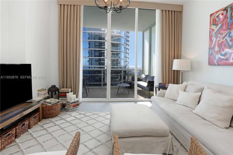 Copropriété à vendre à Sunny Isles Beach, Floride: 3 chambres, 183.39 m2 № 1992086 - photo 7