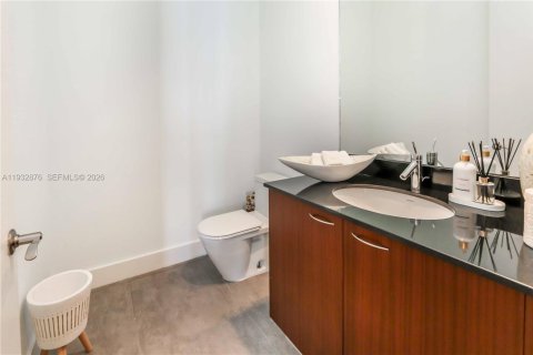 Copropriété à vendre à Sunny Isles Beach, Floride: 3 chambres, 183.39 m2 № 1992086 - photo 18