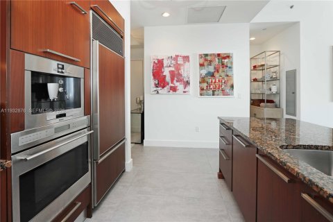 Copropriété à vendre à Sunny Isles Beach, Floride: 3 chambres, 183.39 m2 № 1992086 - photo 17