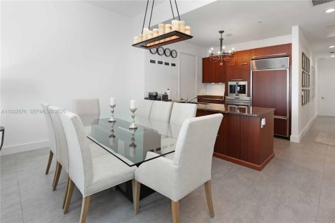 Copropriété à vendre à Sunny Isles Beach, Floride: 3 chambres, 183.39 m2 № 1992086 - photo 10