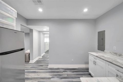 Propiedad comercial en venta en Largo, Florida, 5 dormitorios, 254.18 m2 № 1732606 - foto 22
