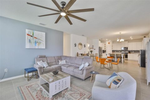 Casa en alquiler en Riverview, Florida, 5 dormitorios, 382.01 m2 № 1914079 - foto 12