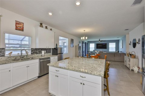 Casa en alquiler en Riverview, Florida, 5 dormitorios, 382.01 m2 № 1914079 - foto 21