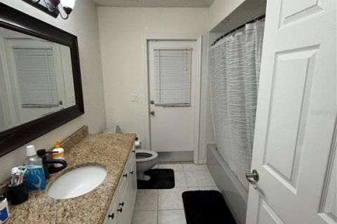 Casa en venta en Spring Hill, Florida, 4 dormitorios, 220.92 m2 № 1904266 - foto 17
