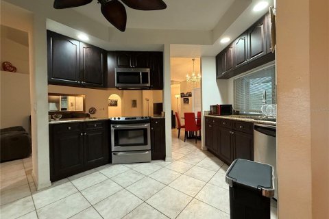 Casa en venta en Spring Hill, Florida, 4 dormitorios, 220.92 m2 № 1904266 - foto 10