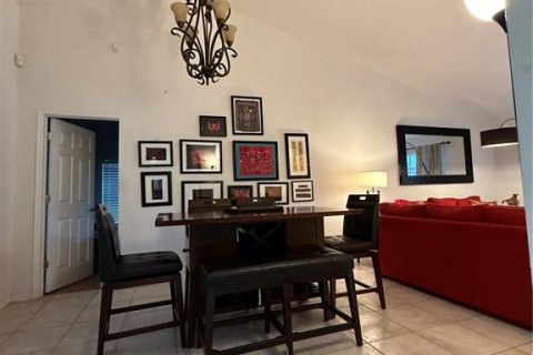 Casa en venta en Spring Hill, Florida, 4 dormitorios, 220.92 m2 № 1904266 - foto 5