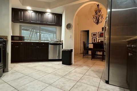 Casa en venta en Spring Hill, Florida, 4 dormitorios, 220.92 m2 № 1904266 - foto 11