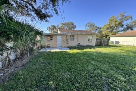 Villa ou maison à vendre à Tampa, Floride: 2 chambres, 82.78 m2 № 2419318 - photo 5