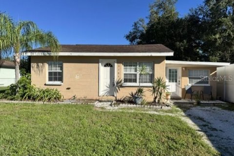 Villa ou maison à Tampa, Floride 2 chambres, 82.78 m2 № 2419318