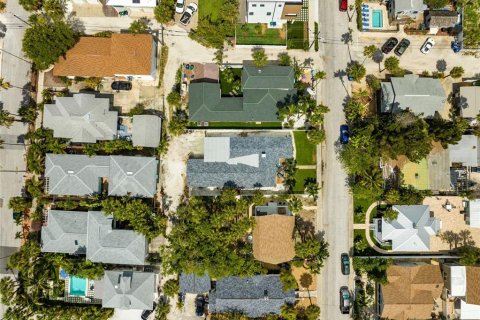 Casa en venta en Saint Pete Beach, Florida, 3 dormitorios, 174.93 m2 № 1677858 - foto 13