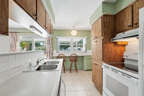 Villa ou maison à vendre à Zephyrhills, Floride: 3 chambres, 147.34 m2 № 2404915 - photo 18