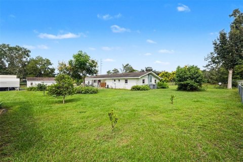 Villa ou maison à vendre à Zephyrhills, Floride: 3 chambres, 147.34 m2 № 2404915 - photo 3