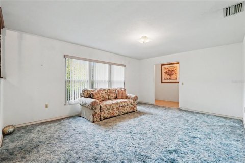 Villa ou maison à vendre à Zephyrhills, Floride: 3 chambres, 147.34 m2 № 2404915 - photo 9