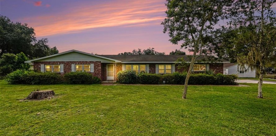Villa ou maison à Zephyrhills, Floride 3 chambres, 147.34 m2 № 2404915