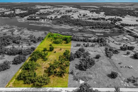 Terrain à Myakka City, Floride № 2284919