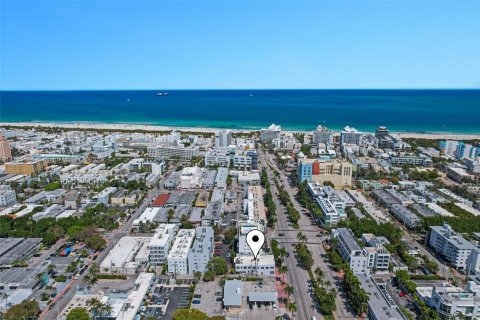 Propiedad comercial en venta en Miami Beach, Florida № 1935490 - foto 7