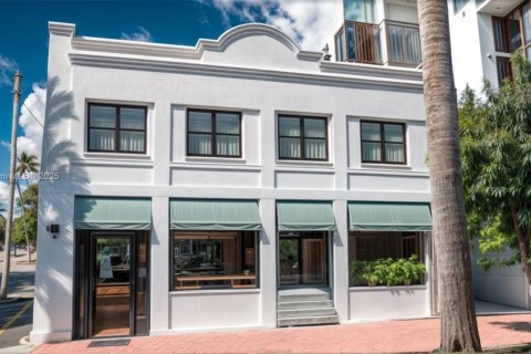 Propiedad comercial en venta en Miami Beach, Florida № 1935490 - foto 11