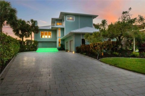 Casa en venta en Sarasota, Florida, 6 dormitorios, 776.48 m2 № 1719474 - foto 4