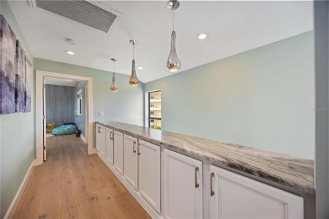 Casa en venta en Sarasota, Florida, 6 dormitorios, 776.48 m2 № 1719474 - foto 24