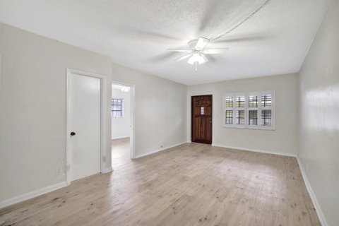 Condo in Fort Lauderdale, Florida, 2 bedrooms № 2154165 - photo 26